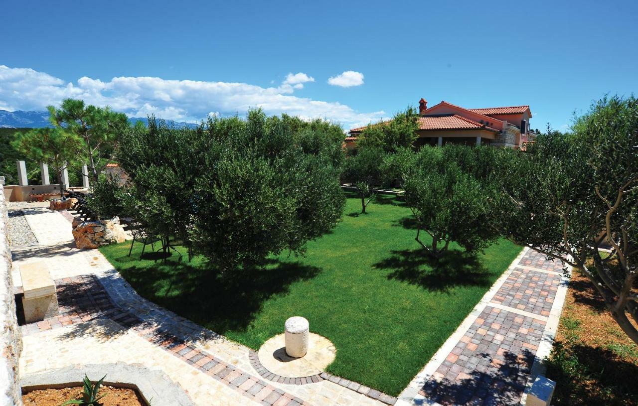 Villa Dabo Novalja Ngoại thất bức ảnh